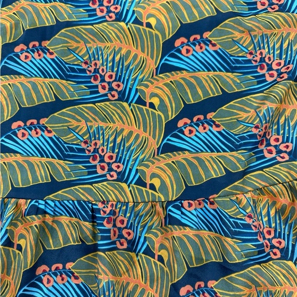 HD in PARIS x ANTHROPOLOGIE: Tropical Print Sleeveless Blouse -Size Medium - Picture 9 of 11